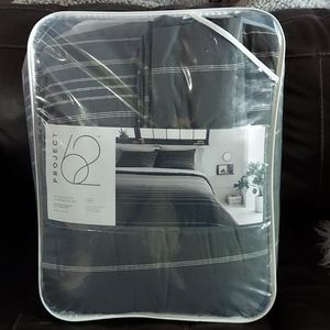 Project 62 King woven stripe comforter set